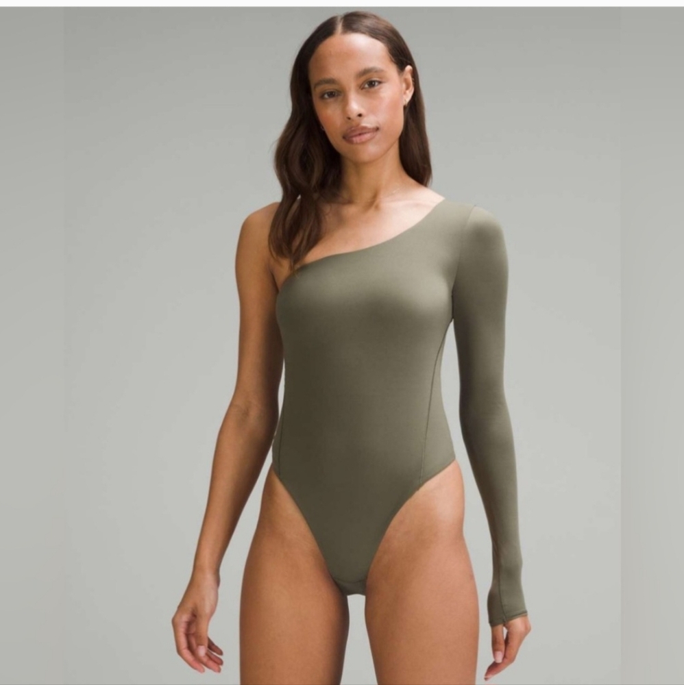 Lululemon Olive Green Off-Shoulder Top *Brand New*